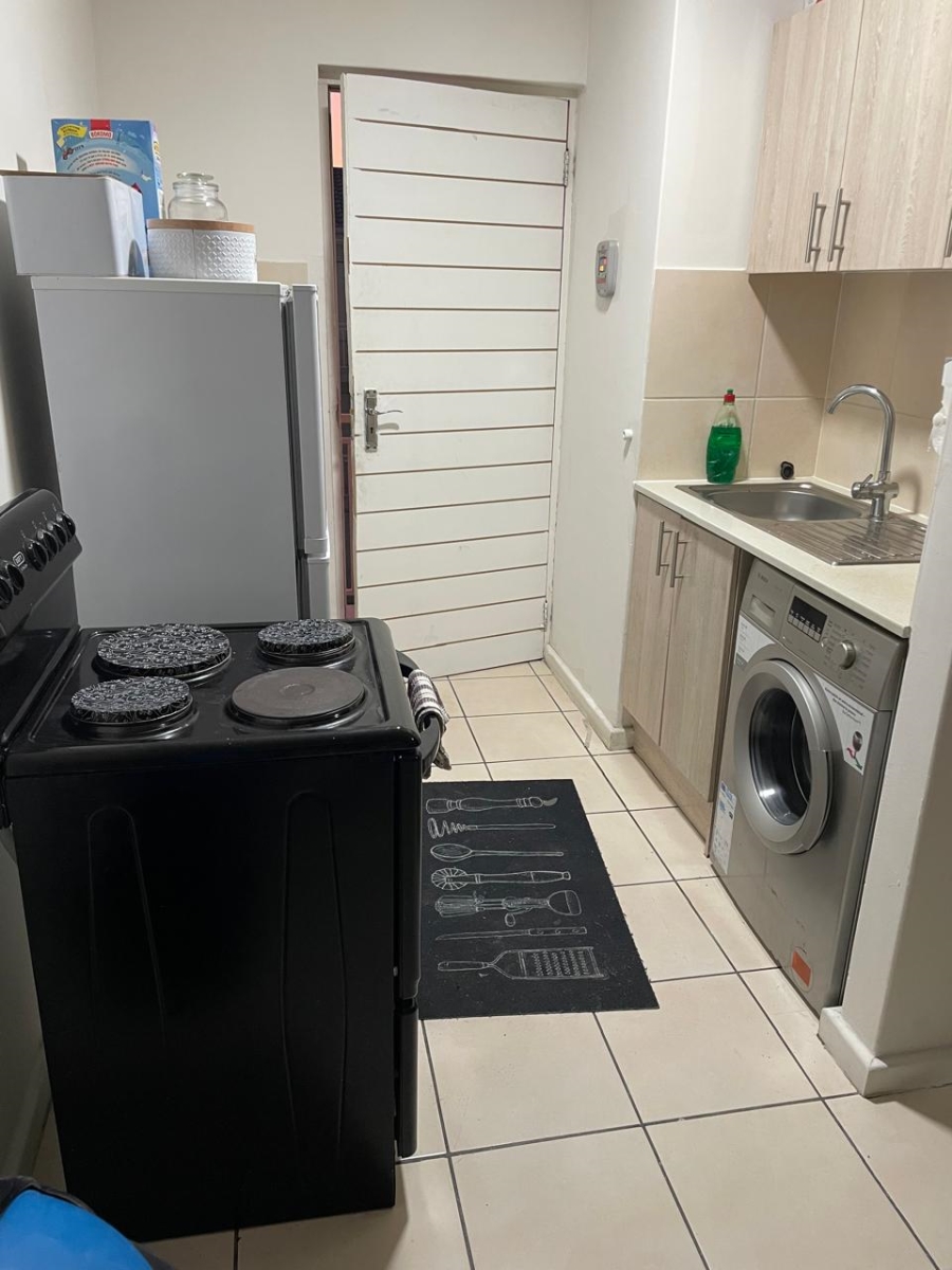 2 Bedroom Property for Sale in Heather Park Western Cape